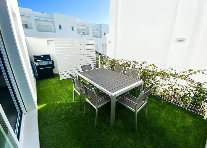 Casa Moderna, Piscina, Playa, Tv75, Netflix, Ps4 كونيل ذي لا فرونتيرا