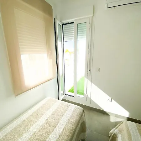 Casa Moderna, Piscina, Playa, Tv75, Netflix, Ps4 Коніль-де-ла-Фронтера