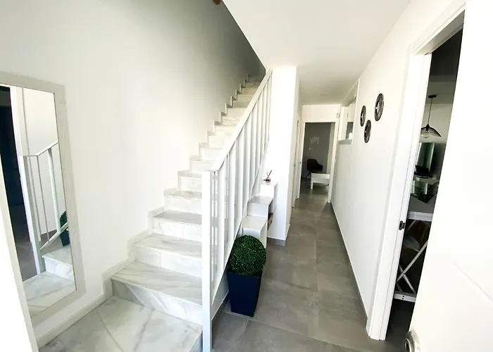 Casa Moderna, Piscina, Playa, Tv75, Netflix, Ps4 度假居 科尼尔-德拉弗龙特拉